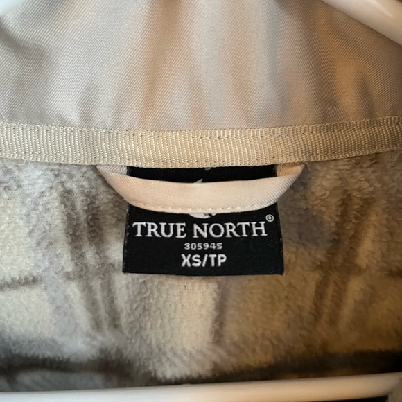 Size xs fabulous cream coloured windbreaker jacket - Picture 5 of 8